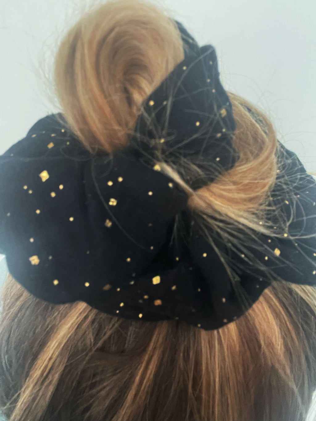 Scrunchie Jumbo Black Gold