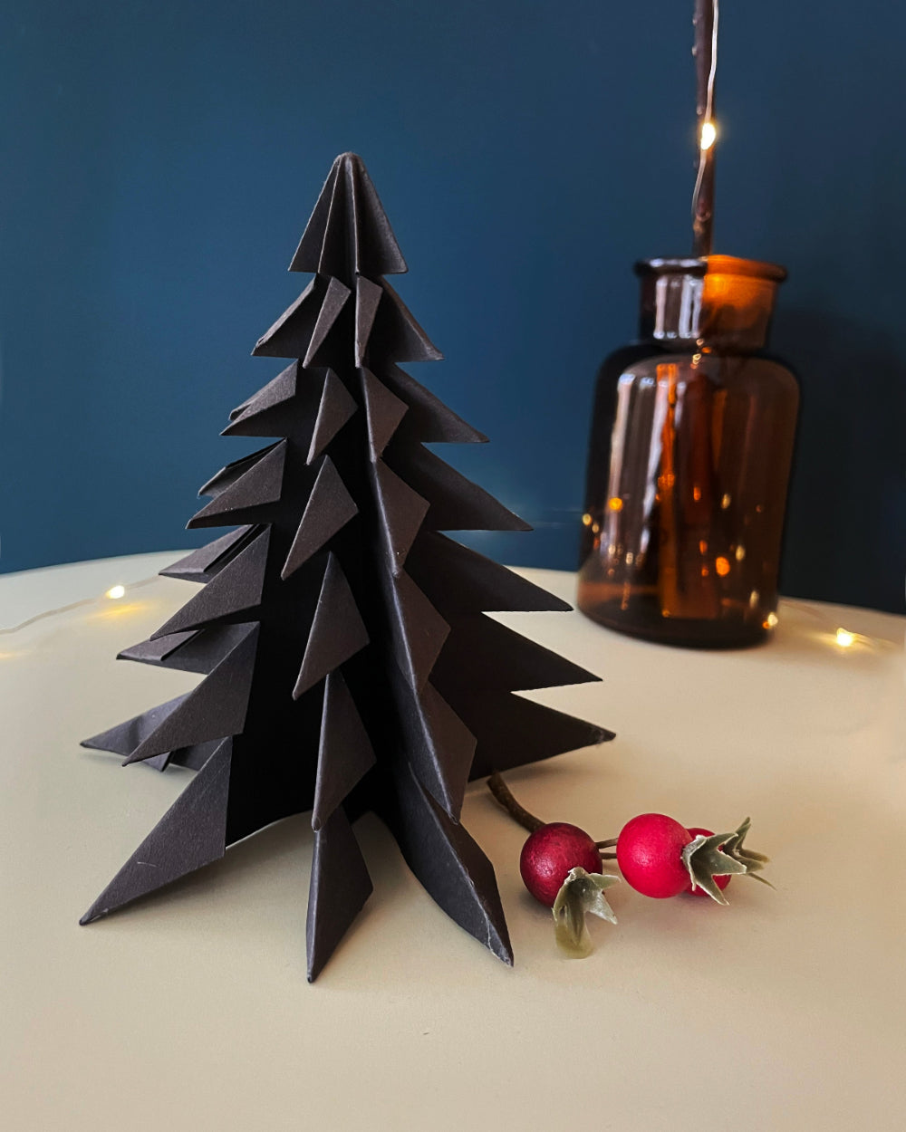 tanne origami papier gefalzt handmade studio umaer